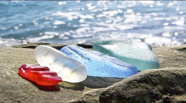 Glass beach: Doğanın kirliliği güzellik haline dönüştürdüğü yer